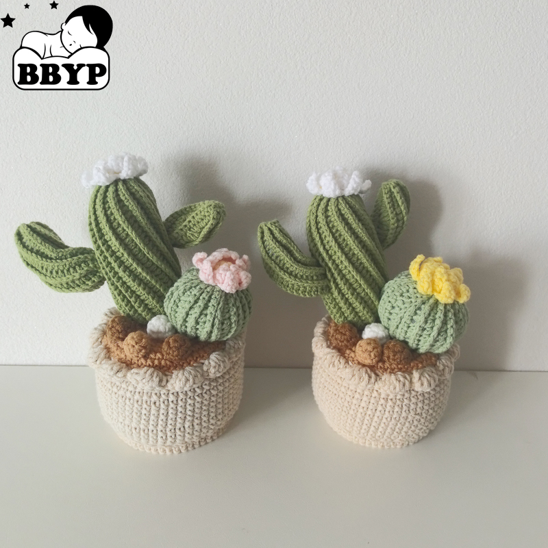 Terracotta Pot - Kreatywne szydełkowane rośliny doniczkowe, urocze dziergane